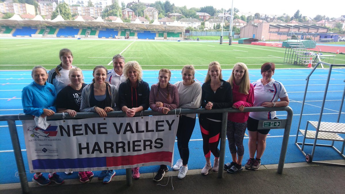 Ken_Maggs's tweet photo. Enjoyable weekend with this group of athletes as #NVHAC go international with a #UKWAL in Glasgow. Good effort ladies, made a manager proud of you all. Special congrats and best wishes @EmilybethMaltby & @Georginaaaar https://t.co/mB3gLNEpfd