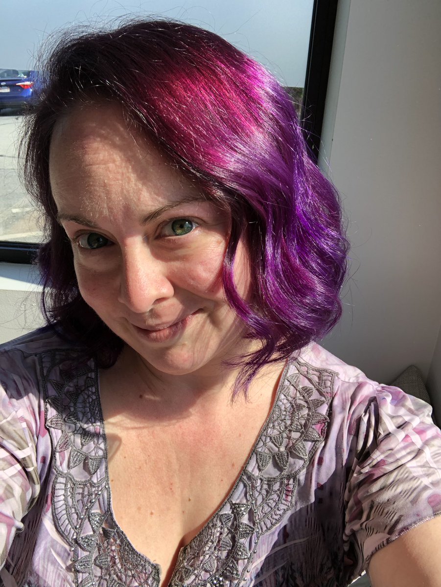 BelleVoix321's tweet image. Got my hurrr did for Japan! I’m in love... me and @Ladyrinchan14 are gonna ROCK the #freshcolor #haircolor #hairstyle