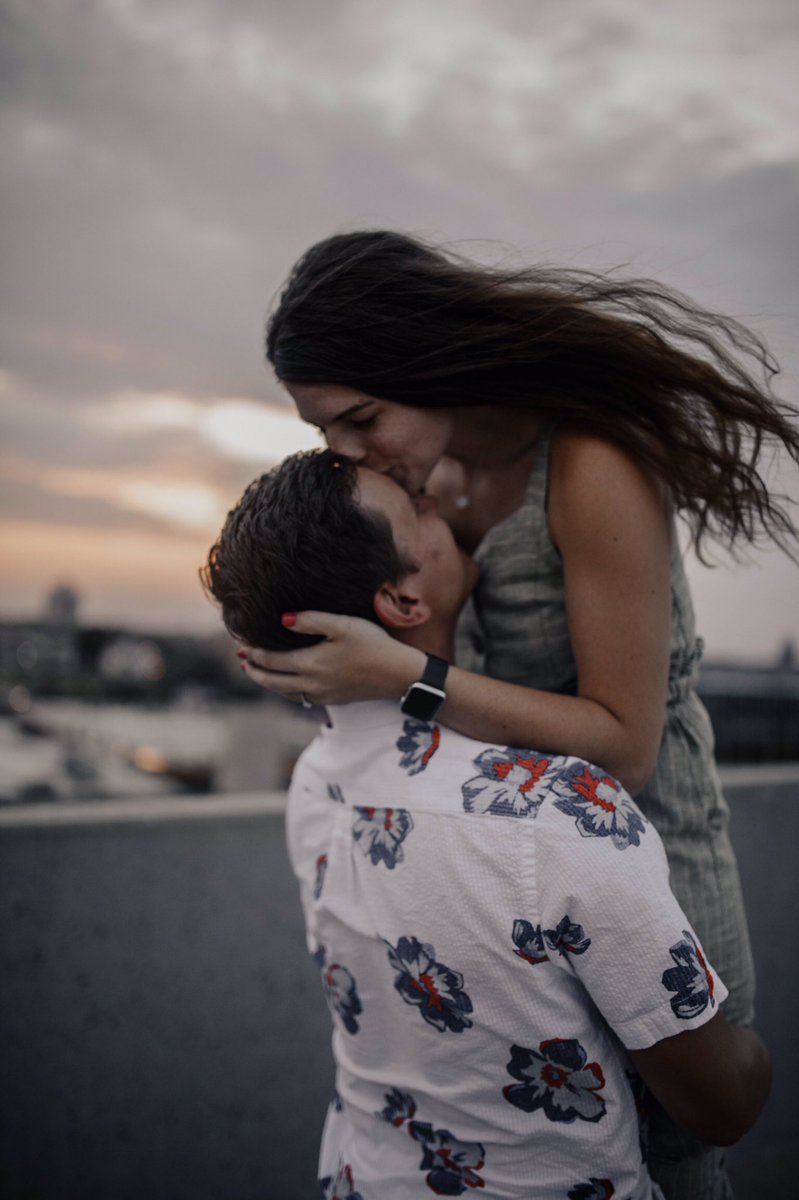 rileydacus's tweet photo. shot the best proposal last night and I’m never getting over it https://t.co/D64auQfAoa