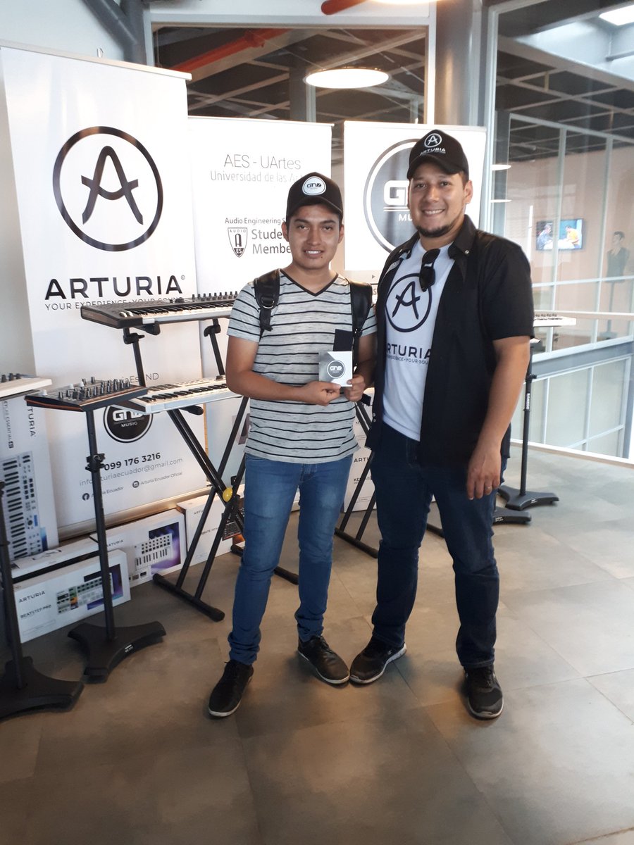 Gracias a Daniel Salazar y GNDMusic, representante de Arturia en Ecuador, por los fabulosos obsequios (gorras, camisetas y licencia) a los asistentes del Workshop Arturia.
#AESUArtes #UArtes #AES #AudioEngineeringSociety #ProducciónMusical #GNDMusic #ArturiaEsGND #ArturiaEcuador