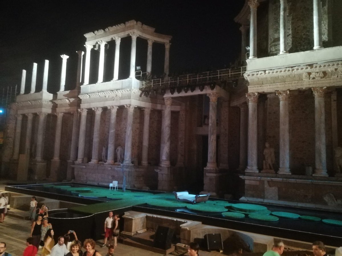 floatzale's tweet photo. Aquí estamos un año más <3
#Merida65 #Metamorfosis https://t.co/Mz0D1JXCFO