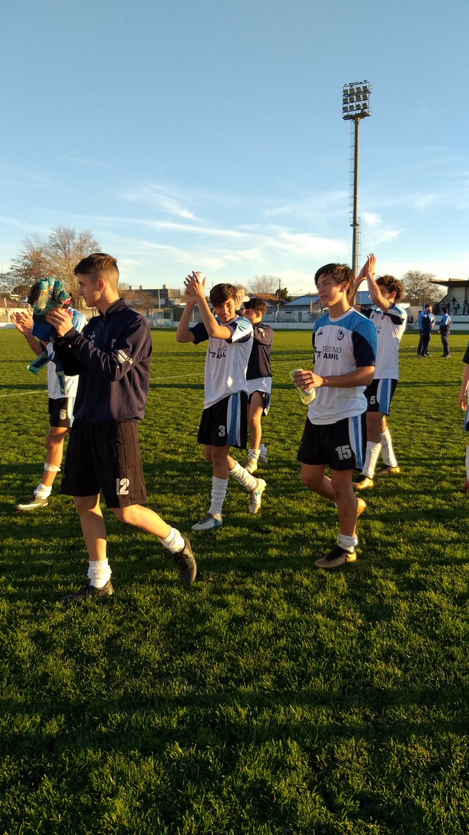 LigaTandilense's tweet photo. Final en #Tandil.  La selección local venció 1 a 0 a su similar de Necochea. @Consejo_Federal @Elpicadito70 @Rami8919 @Rami8919 @carmelodeazul @afa https://t.co/lc8MuS7zdD