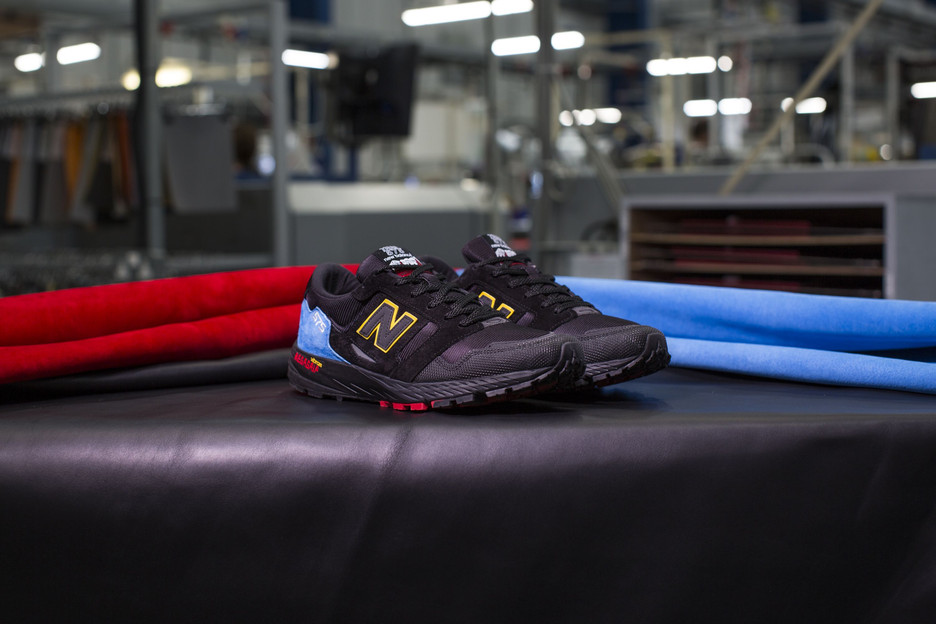 Excretar Pintura Casi muerto HANON on Twitter: "Made in UK New Balance MTL575UT is available to buy  ONLINE now! #hanon #newbalance #madeinuk https://t.co/dMApGosRs9  https://t.co/bj5u9E0VV1" / Twitter