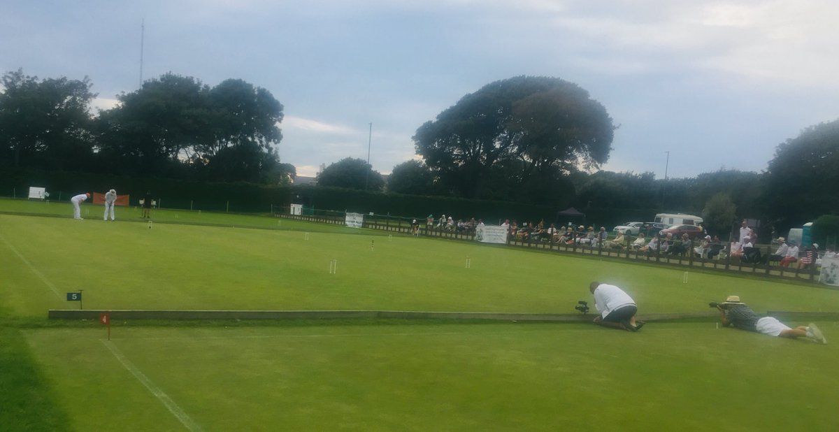 Chris Roberts (bottom right) at work at GCWC #gcwc2019 @croquetengland <a href="/RoyalTunWells/">RoyalTunbridgeWells</a> <a href="/maryharristw/">Mary Harris</a>