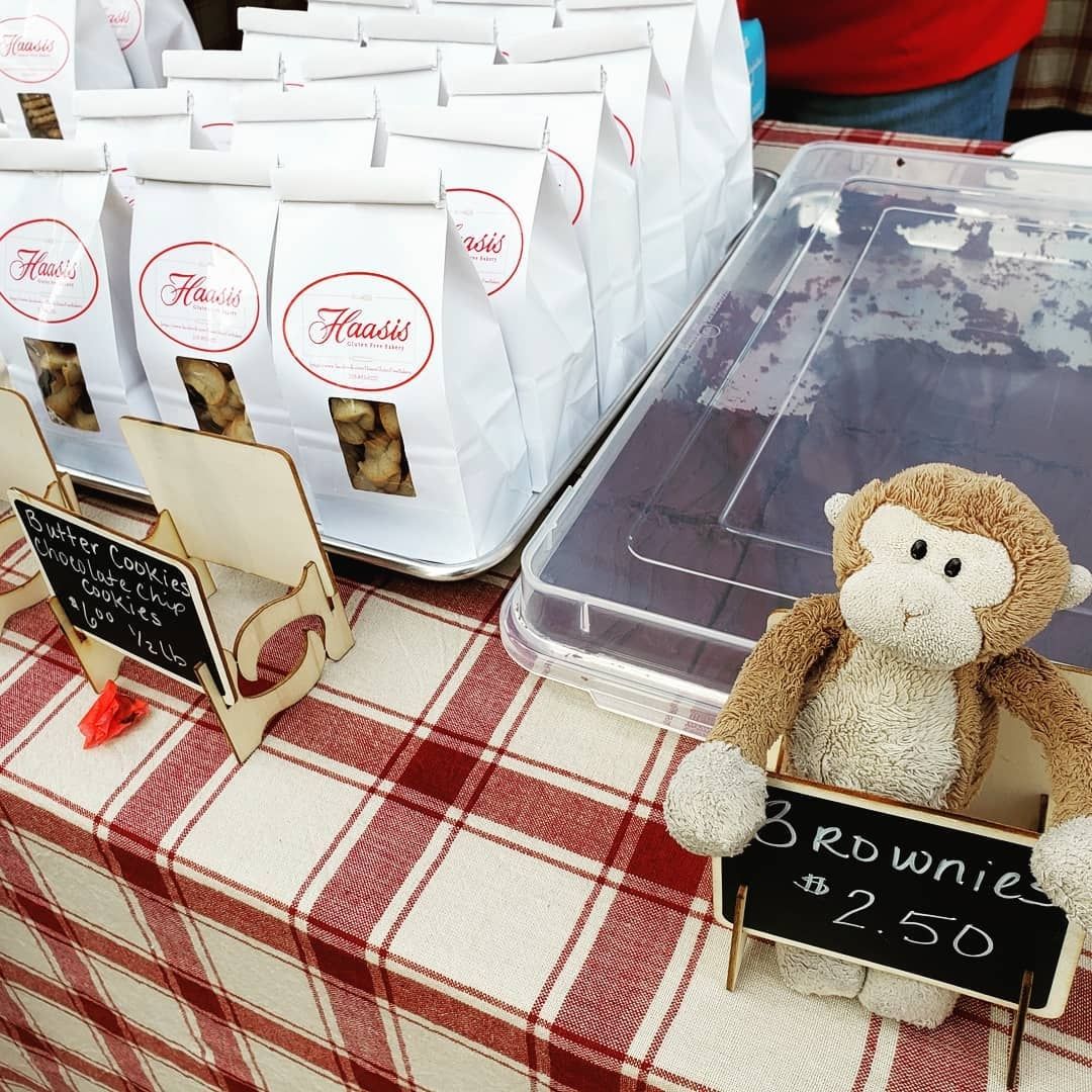 TravelingMocha's tweet photo. Checked out some gluten free goodies from Haasis at @perkasiefarmersmarket this morning. #MonkeyBusiness #farmersmarket #perkasie #shoplocal #ShareYourHaul #Haasis #bakery #glutenfree #goodies  #nomnomnom https://t.co/bsbLKSsGcp