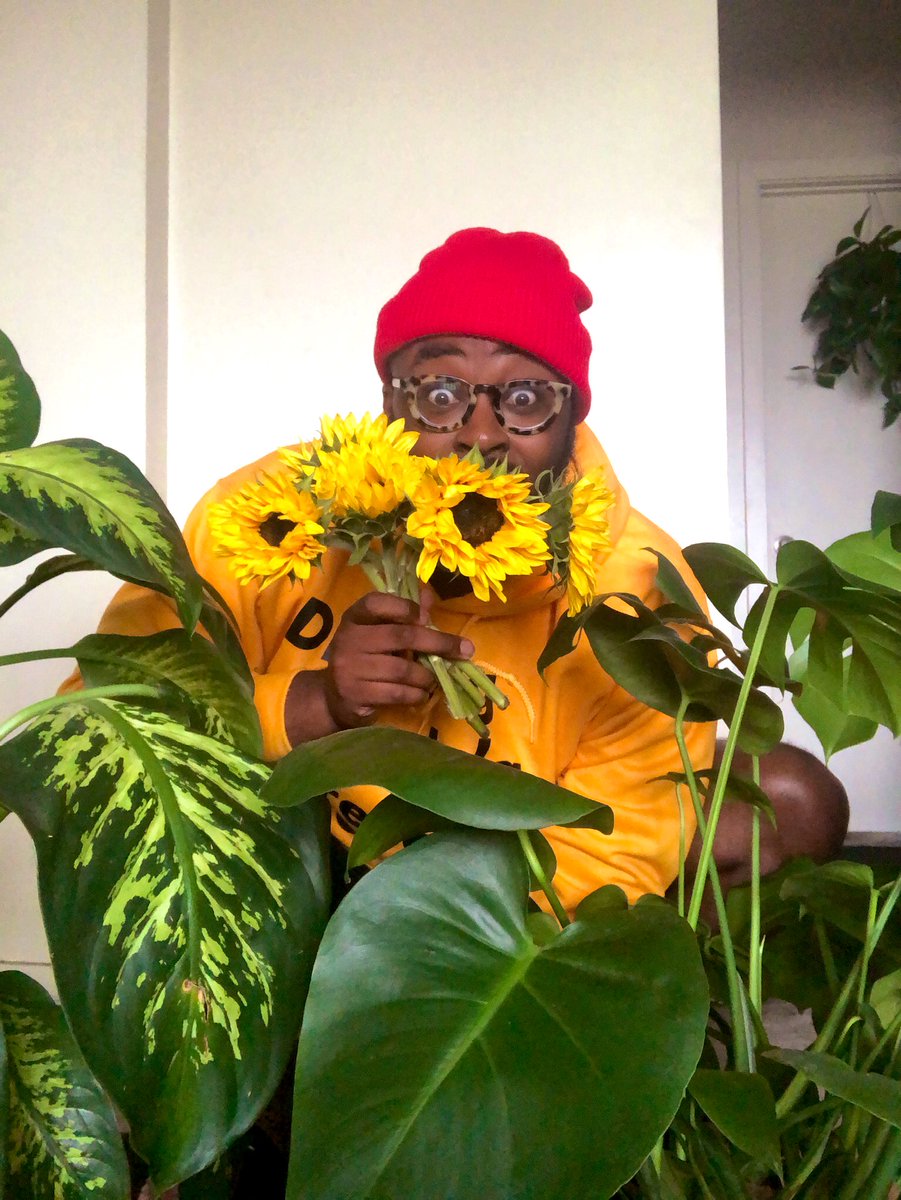 Can we do a thread of Black Plant Dads? Black men with gardens/plants/flowers drop a pic. ....I’ll go first!