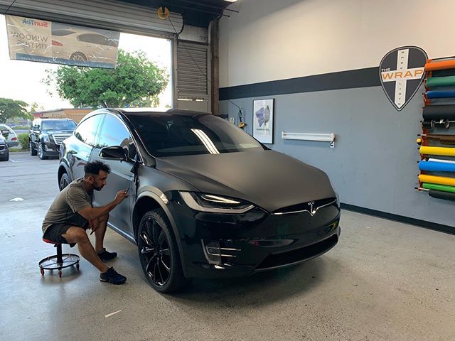 mout Conciërge suiker Window Tint Sd on Twitter: "Tesla Model X in for full wrap Matte Black Gloss Black Accents #teslamodelx #vehiclewraps #paintisdead #averydennison # tesla #matteblack https://t.co/384HUpQega https://t.co/Pb2NMunUIY" / Twitter mout Conciërge suiker Window Tint Sd on Twitter: "Tesla Model X in for full wrap Matte Black Gloss Black Accents #teslamodelx #vehiclewraps #paintisdead #averydennison # tesla #matteblack https://t.co/384HUpQega https://t.co/Pb2NMunUIY" / Twitter