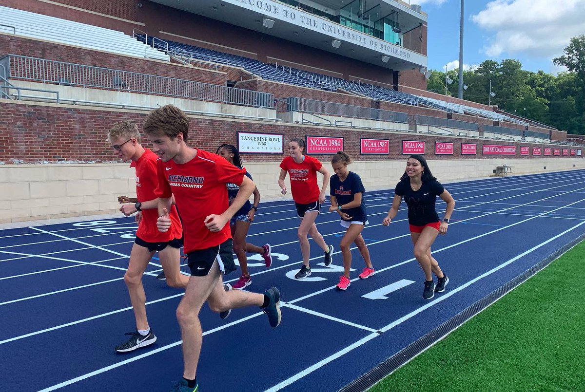 RichmondXCTF's tweet image. The first run on the Fred Hardy Track! Thanks to @beynonsports for #makingfastlookgood
#goSpiders #spidersxctf #onerichmond #rva #trackandfield