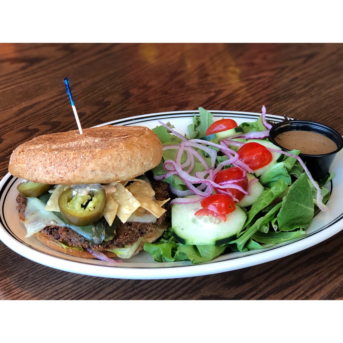 jacksprime's tweet photo. Looking for a delicious &amp; flavorful vegetarian option? Look no further than our “Southwest Veggie Burger”! 
#vegetarian #spicy #spicyburger #flavors #blackbeanpatty #quinoa #bayareaeats #foodie #craving #vegetarianoptions https://t.co/jEhrqcN1zX