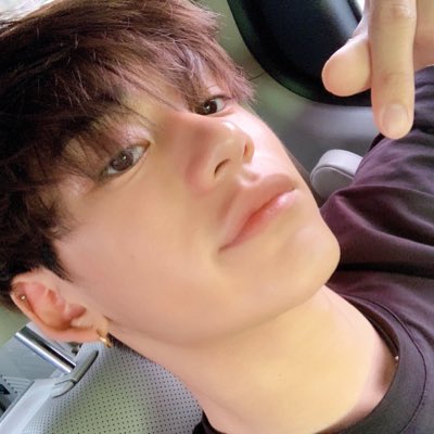 thanapatSTU's tweet photo. # NewProfilePic https://t.co/SgNV3Oa419