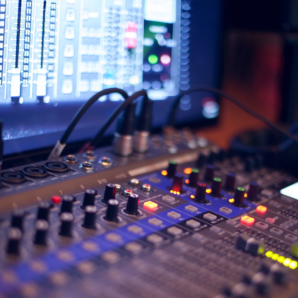 dcrmedia's tweet photo. Let us help you find and install the best audio, sound, and lighting to fit your individual needs! Contact us to learn more, ask questions or discuss what we offer. https://t.co/18H49RjXwI