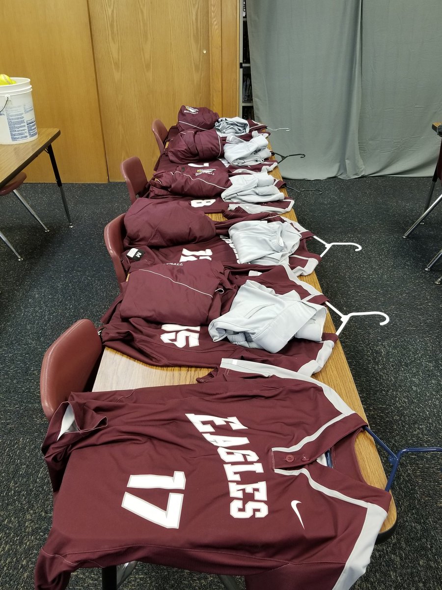 Arlington_HS_SB's tweet photo. Uniforms laid out for the seniors! #LastTime #Senior6 https://t.co/rNbKwYP7pv