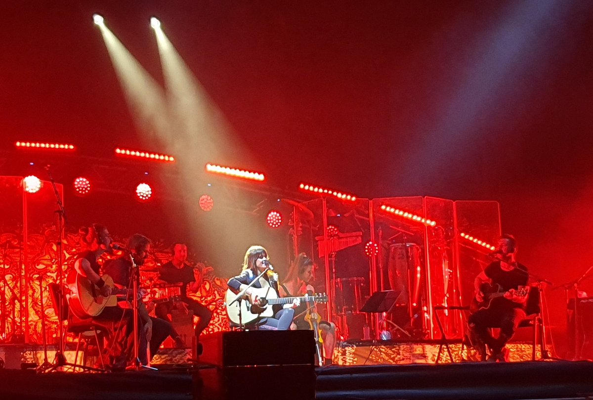 Dardle2's tweet photo. @vanesamartin_ debería ser Patrimonio de la Humanidad 
Qué jodida locura
Qué buena es 
#TodasLasMujeresQueHabitanEnMi https://t.co/Z0CScoL99F
