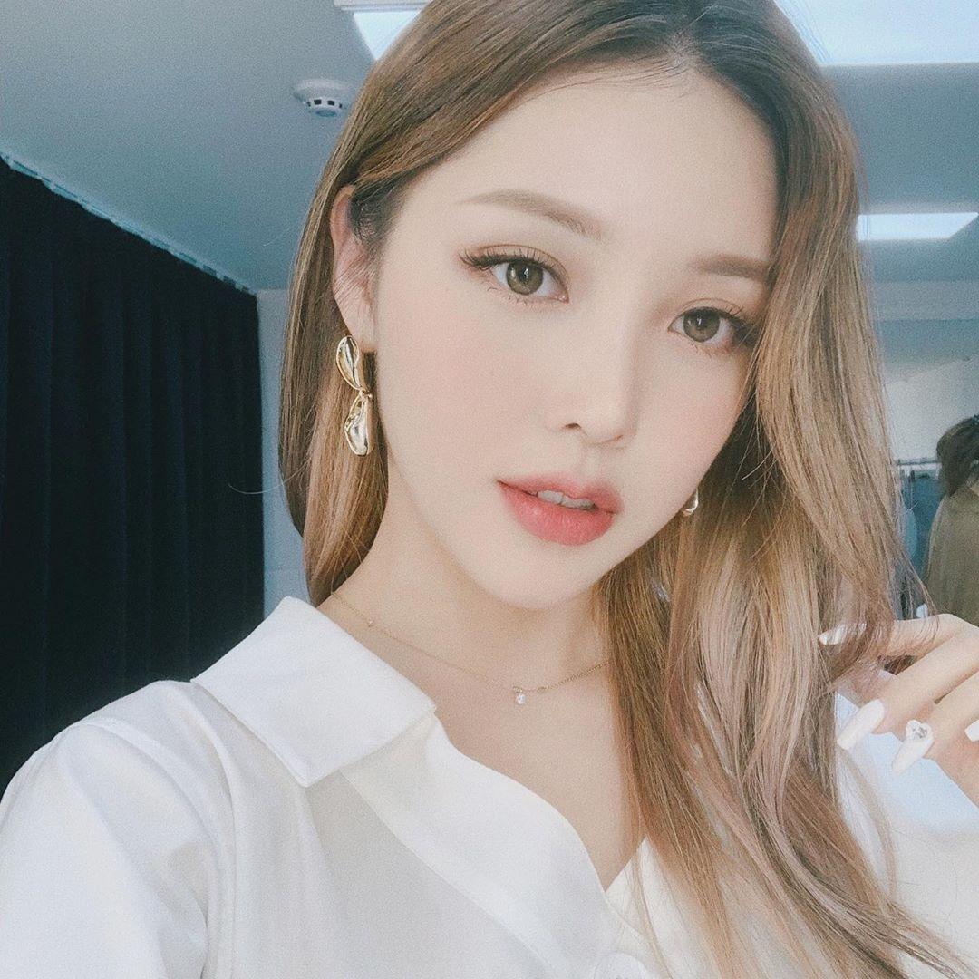 Pony_Jean's tweet photo. 다들 휴가 어디로 가시나요?😛🏖 https://t.co/d929vwwU9A