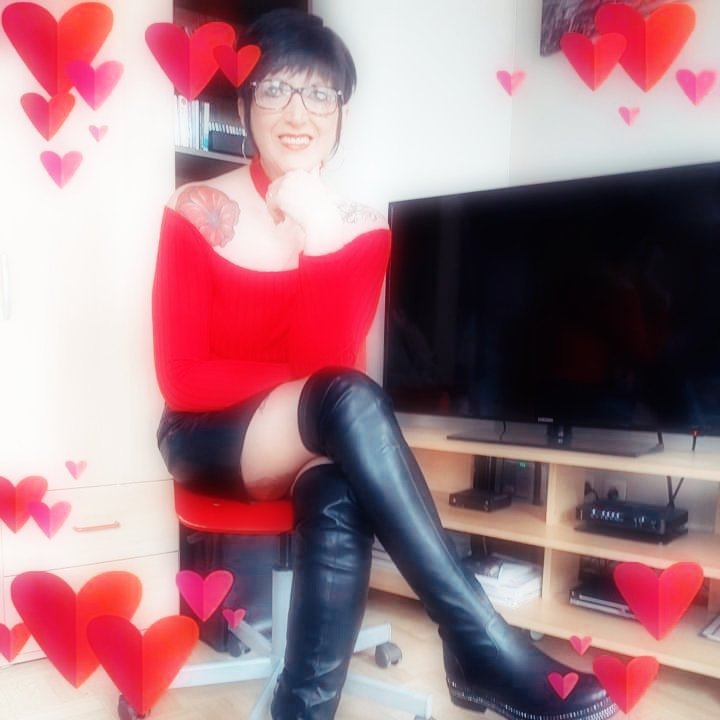 Jacquel87229494's tweet image. 1... 2... Et, 3. Je 🔪😜😜😜...