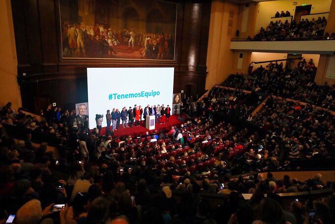 unionxlapatria's tweet photo. Alberto cerró el Encuentro Nacional de Equipos Técnicos del Frente de Todos ☀️

#TenemosEquipo https://t.co/n6KylYO629