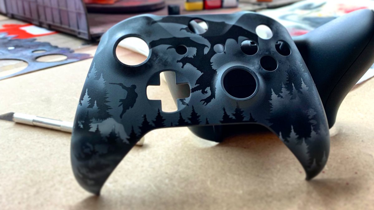 GamestylingNL's tweet photo. Little masterpiece on the way! #skyrim Xbox one S custom piece for a customer! I’m sure this dude will love it! #keepitstyling https://t.co/ym4pW4xoWp
