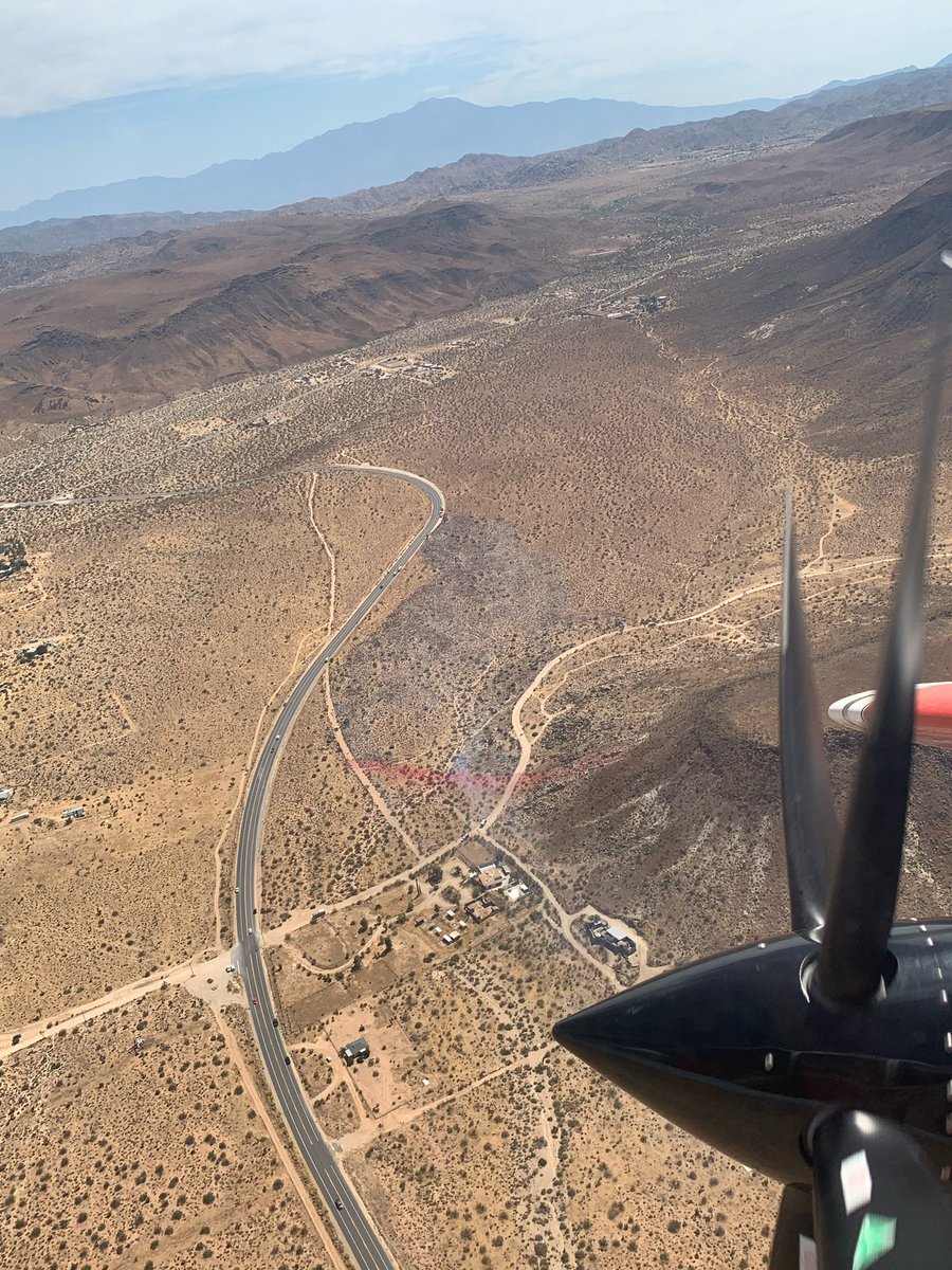 CALFIREBDU's tweet photo. Landers, Ca. #LaBarisaFire-Update-Fire is currently 15 acres. Structure threat has been mitigated. Forward rate of spread has been stopped. Assistance from @BLMca, #usparkservice, @MGO_Fire, @CALFIRERRU, @SBCOUNTYFIRE https://t.co/V50pUAdN4C