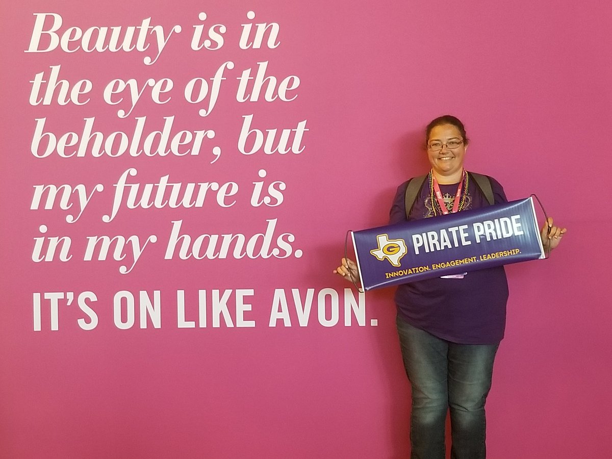 PaulaRollins24's tweet photo. New Orleans Avon Repfest 2019! #piratepride #avonnola #repfest https://t.co/eR2rs4mmxn