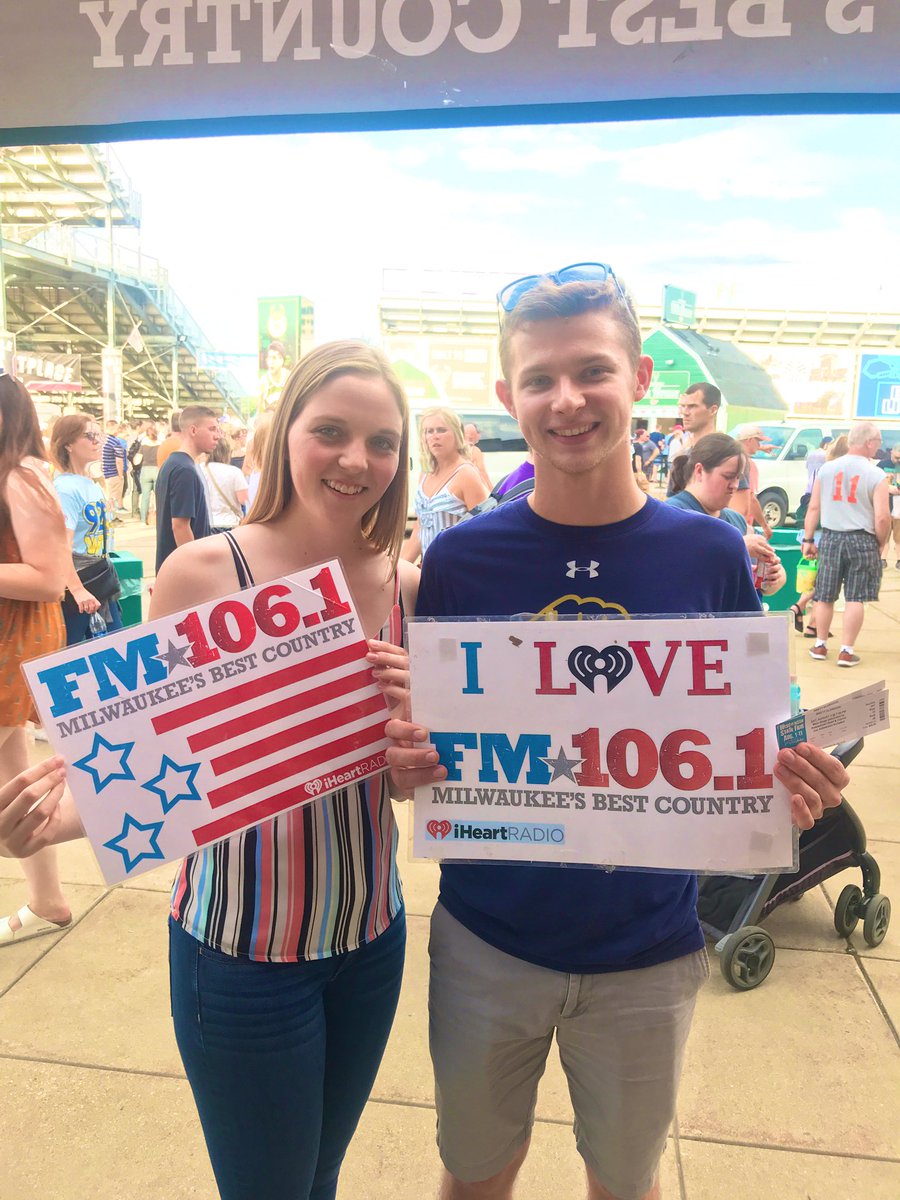 FM1061's tweet photo. We can’t wait for @bretteldredge tonight at the @wistatefair 🐄 It has been one cheesy day 🧀 #WIStateFair #WonderFair https://t.co/Pq4OBnRtj9