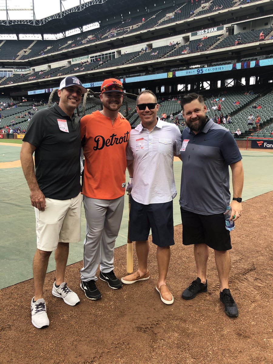 Curtis Akey tweet media