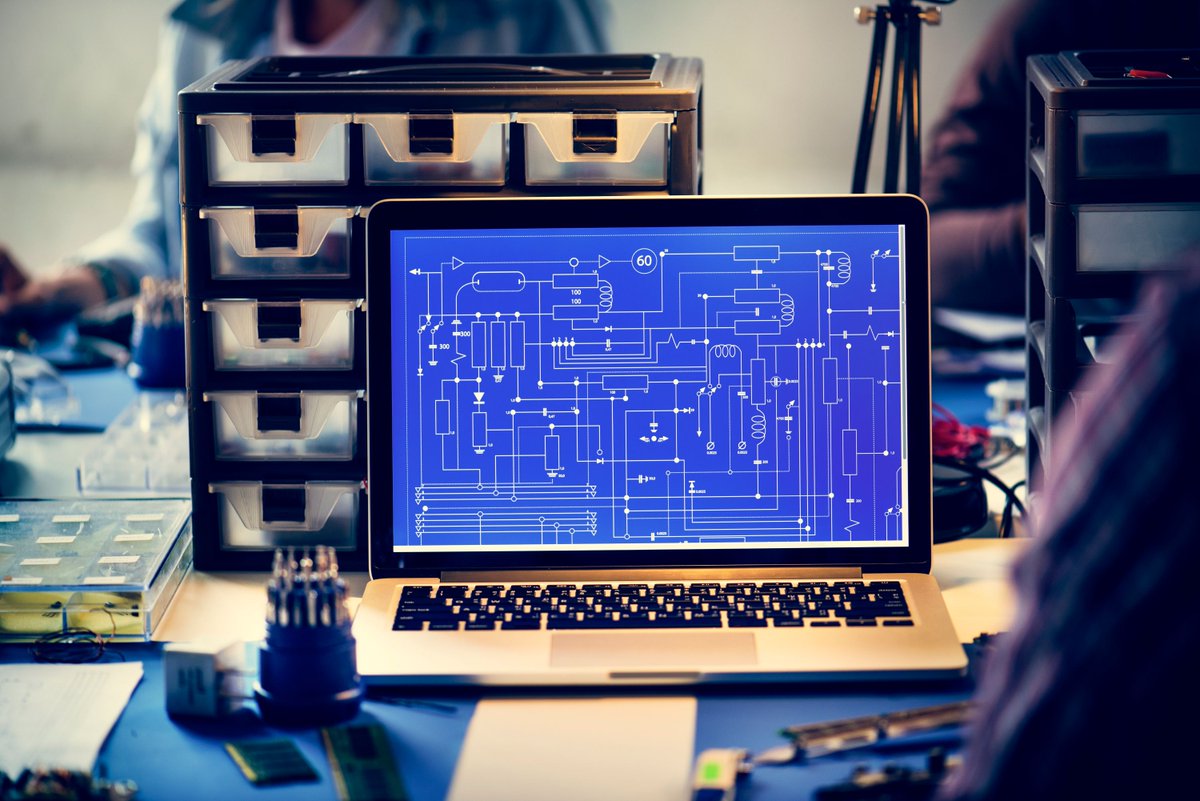 DecisionOne's tweet photo. Our DecisionOne specialists turned an entire set of IT problems around for this manufacturer. Let's talk about how we can help get your IT on the right path, too. #DecisionOne #IT #ITSupport https://t.co/LDuRS82DfC https://t.co/tGbLAnZ4Gd