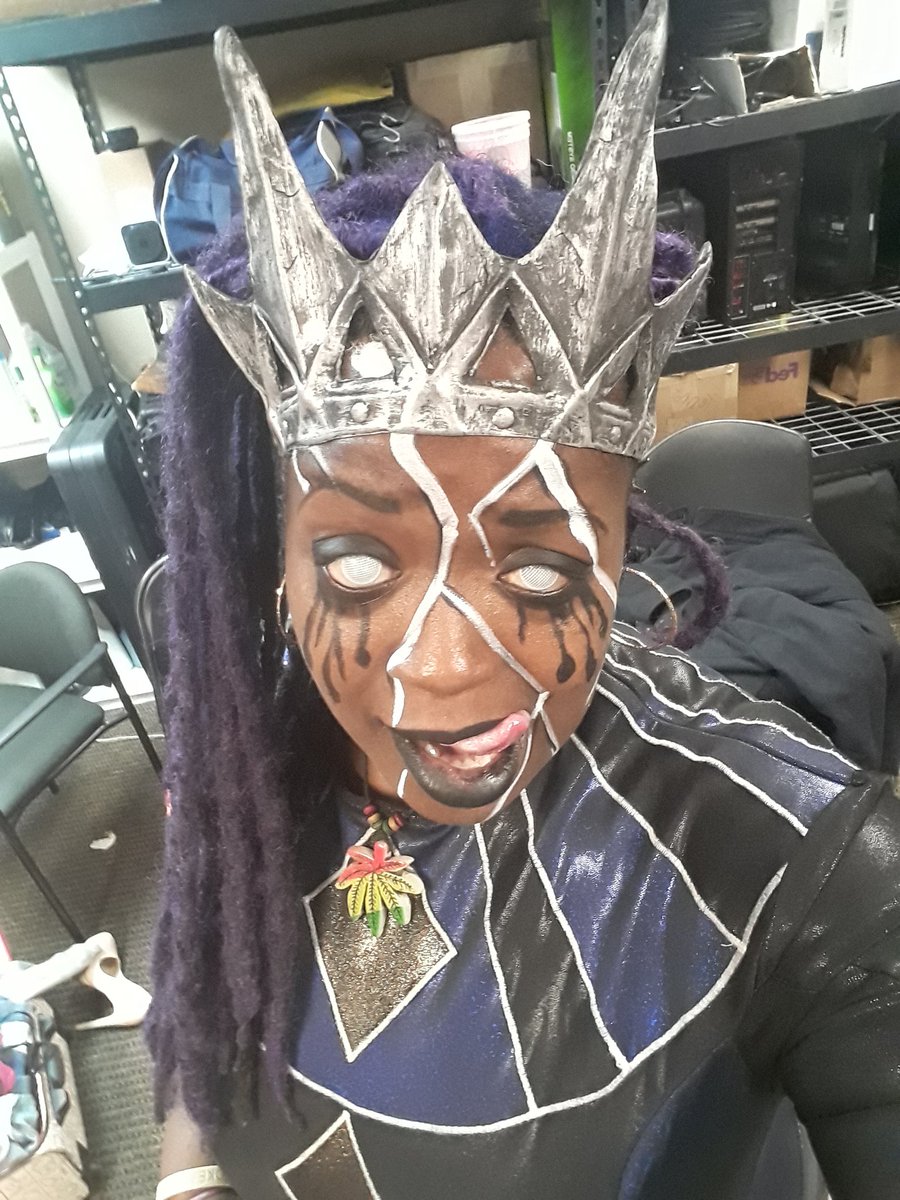 RuthlessLaLa's tweet photo. Time to kill it for the muthafkn culture. Respectfully thoπͺπΎπ₯π₯π₯π₯π₯π₯π₯ #Str8Ruthless #QueenSuperSavageSaiyanGod #RuthlessStrongStyle #Offwithyourhead #mzwhatthatlariatdotho #JustSaiyan #GoddessOfDestruction #nitenite https://t.co/Dt50Wzqox3
