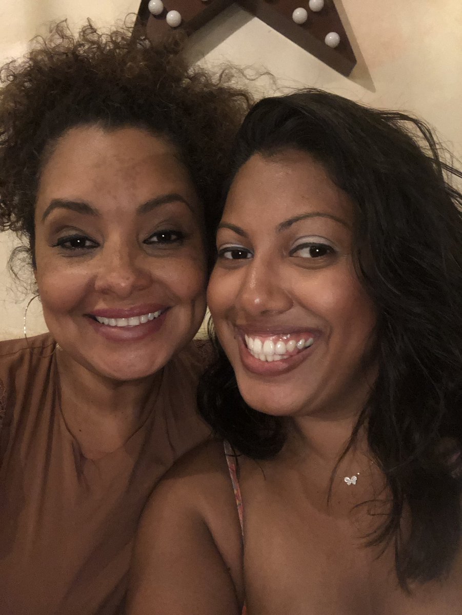 AJRupchandani's tweet photo. All smiles 😊 today as I had brunch with one of my fellow @nyusteinhardt Ed.D. cohort members, the very remarkable @nleesanchez. We dined, we laughed and we plotted on about systems change this is #CohortWon #DocBlaze #DocSizzle https://t.co/qOxVRV3oXr