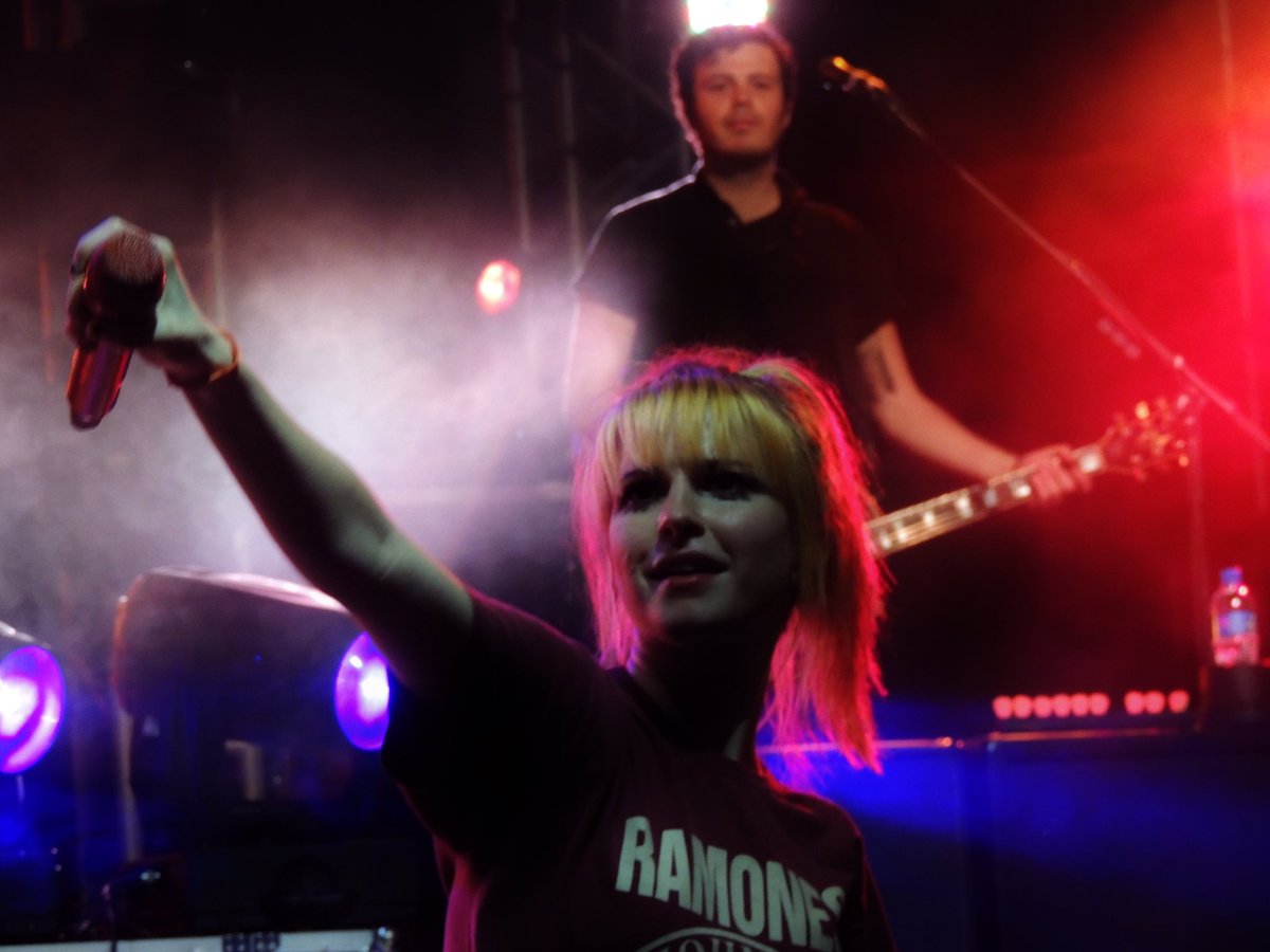 paramore_otd's tweet photo. 4th August 2013 - Pepsi On Stage, Porto Alegre, Brazil
#paramore #hayleywilliams #portoalegre #brazil https://t.co/99pWdYIfCG