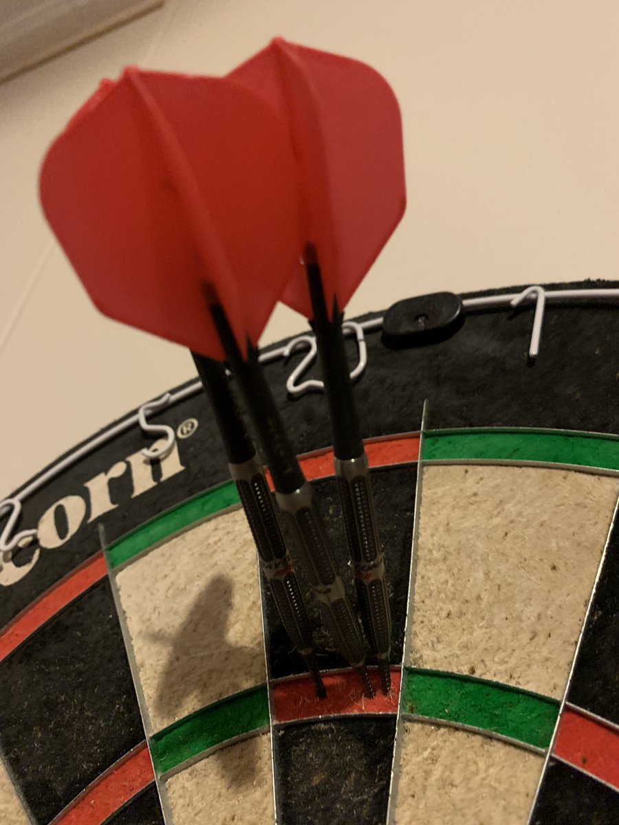 TheTitan180's tweet photo. @TargetDarts @Lstyle_Japan #targetdarts #daytonafire #22g #steeltipdarts #stormpoints #diamondpoints #elysian #darts #dartboard #dartsnutz #thetitan180 #ton80 #lstyle #carbonshafts #carbon #lstylecarbon #redflights #lstylered #targetstormsurgepoints #surge #stormsurge #blacktips https://t.co/ixlkMzStZl