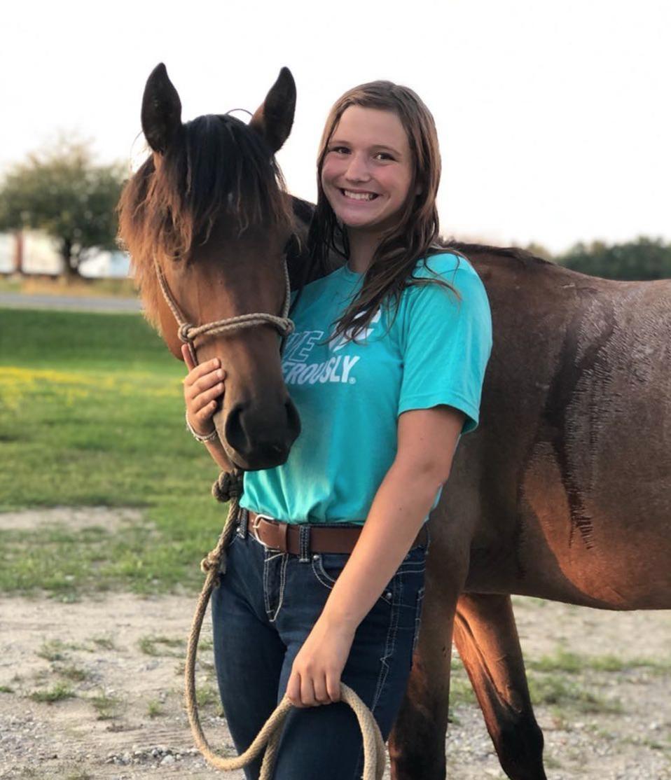 LakotaTrailers's tweet photo. "Never underestimate the importance of having something in your life that can always make you SMILE✨
-
#lakotaypa #lakotatrailers #lakotaforever #colt #coltstarting #america #fallontaylor #cowgirl #rodeo #country #cowgirlpride #quarterhorse #aqha #ranchy 📷: @michigan.cowgirl " https://t.co/VKDtTCZOfu