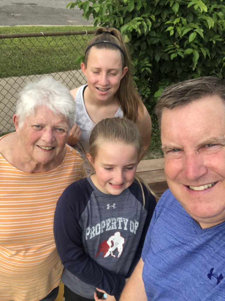 JeffGiesen's tweet photo. Day 1 of Dad/Daughter weekend started out in the old hood. For some mini golf and go carts. Quite the foursome #momwon https://t.co/lqv3yWLAN3