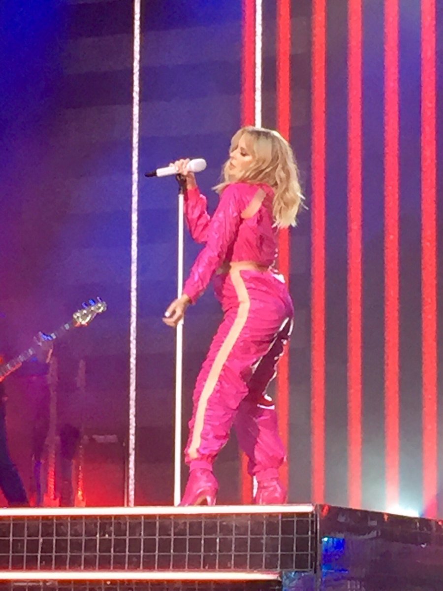 Loving the ‘hot pink’ boiler suit for #BrightonPride2019 @kylieminogue 🔥🔥💕💕🌈🌈