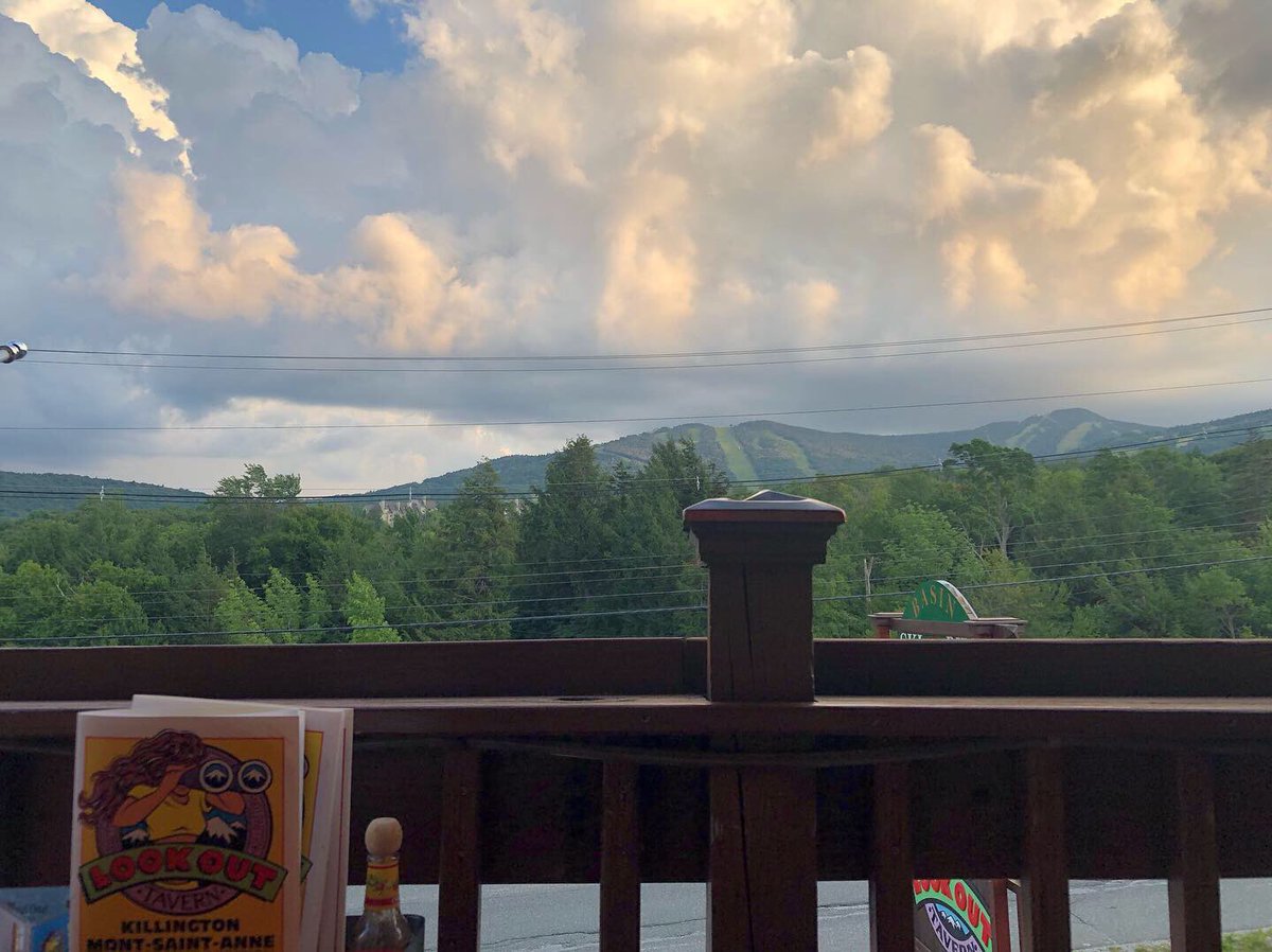 iBegUcallAtune's tweet photo. It’s #coolerinthemountains #vermontasfuck #lifeat4241 #vermontweek #ilovermont https://t.co/9rS9UTkfiJ