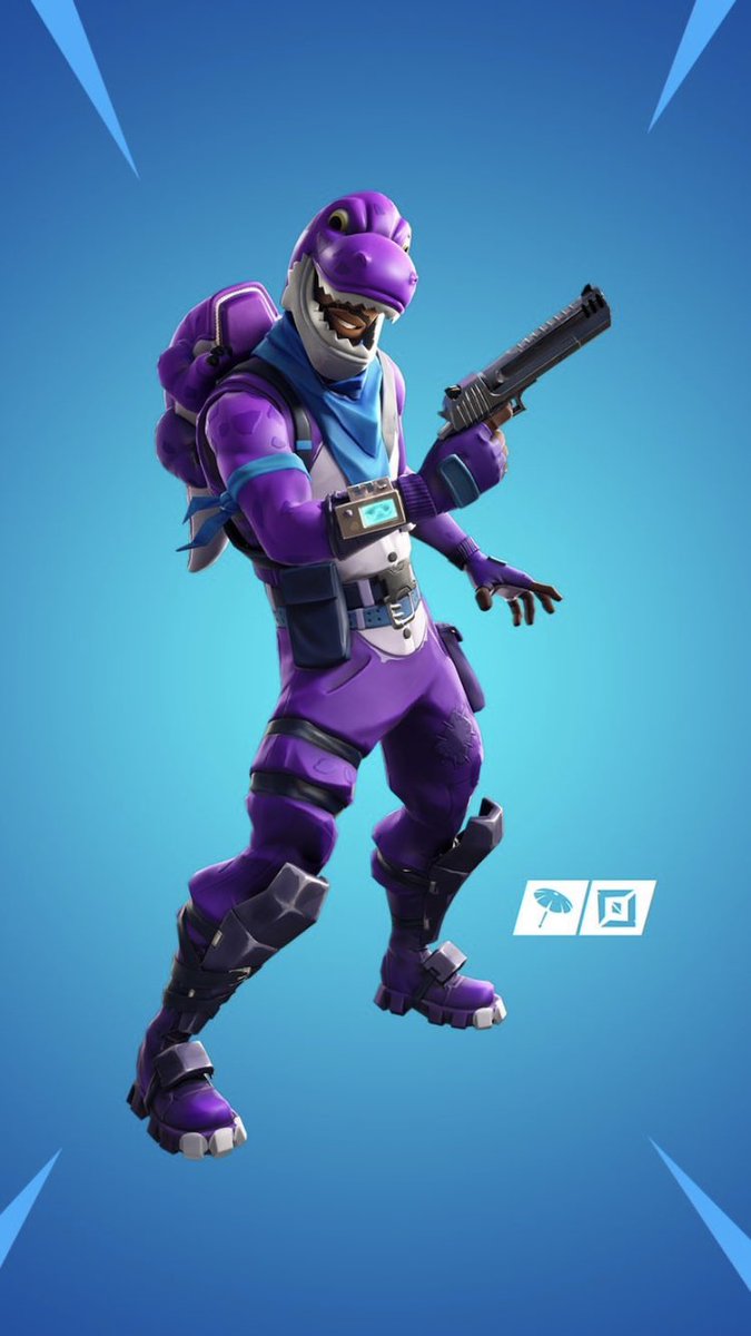 LiterallyChloe_'s tweet photo. So @FeverAxe got me this bad boy because I want to be Barney. Elsa will be sitting in the locker for a bit! Purchsss using code โChloe1703โ in the item shop btw ๐ #fortnite #itemshop #skins #barney #saccode https://t.co/MZlnpuBJva