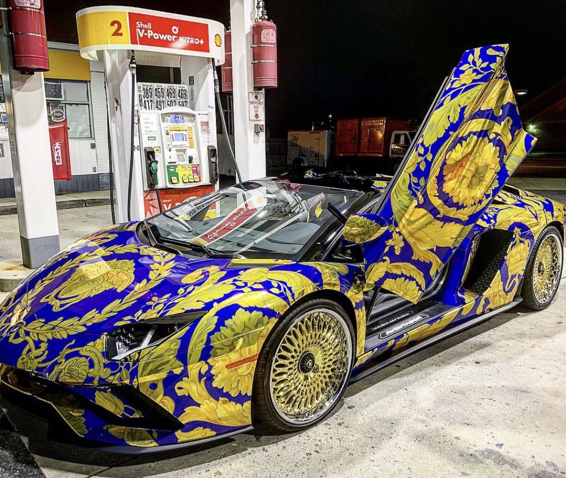 I had the Big Crip out today, we call this car Snoop #lecheminduroi #bransoncognac TYCOON LIFE STYLE