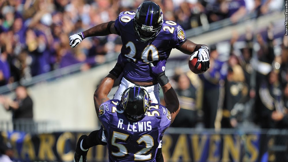 tay13gup's tweet image. There’s a lot of position where the 🐐 can be debated (QB, RB, TE, OL, DT, DE, CB) but when it comes to safety it’s not remotely close, Ed Reed is the greatest to ever do it. #Legend