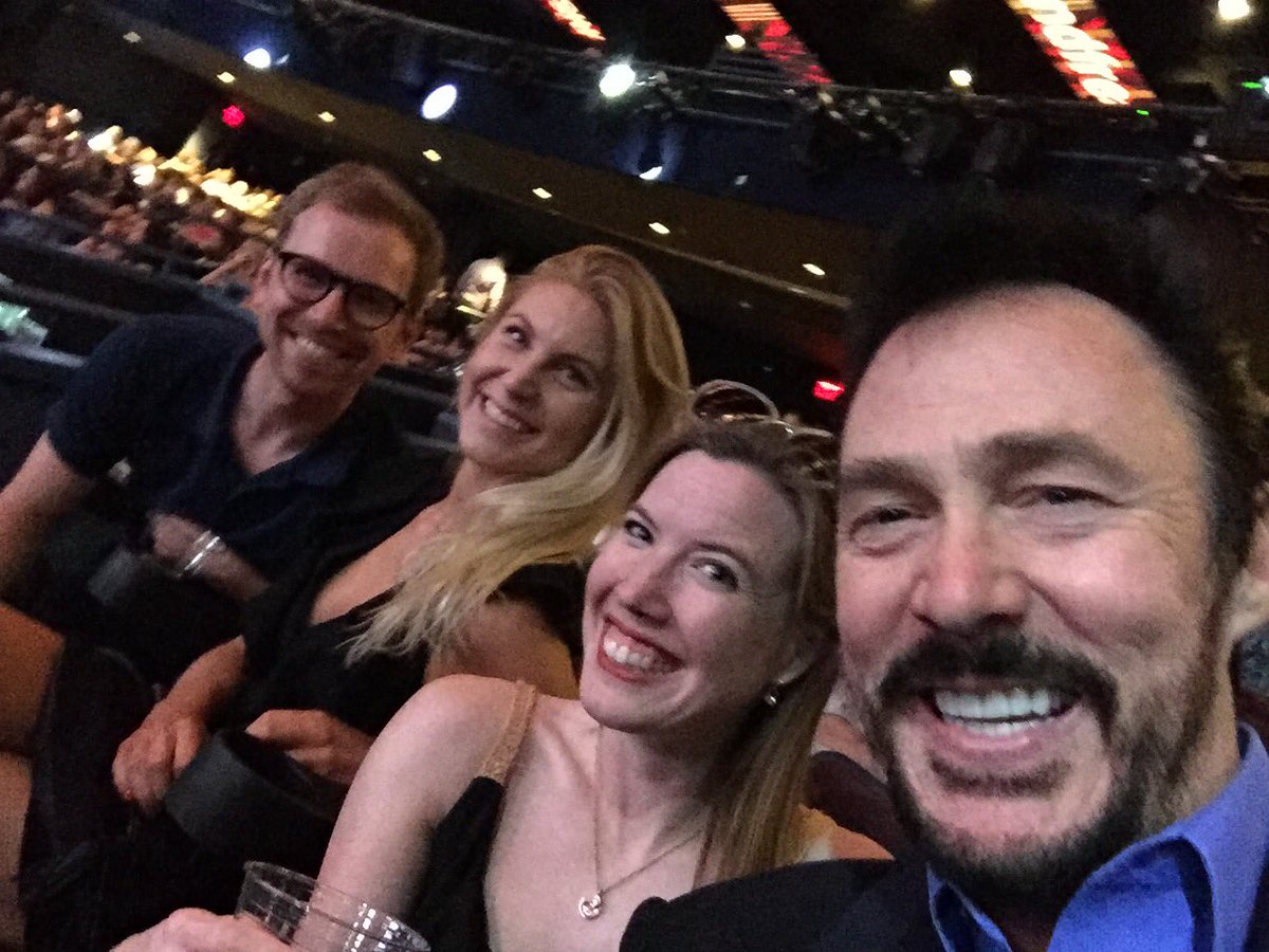 Excited to see #CrissAngelLIVE with <a href="/magicassistant/">Gwyn Auger</a> <a href="/ravnmagic/">Caroline Ravn</a> <a href="/OndrejPsenicka/">Ondrej Psenicka</a>  #Magic