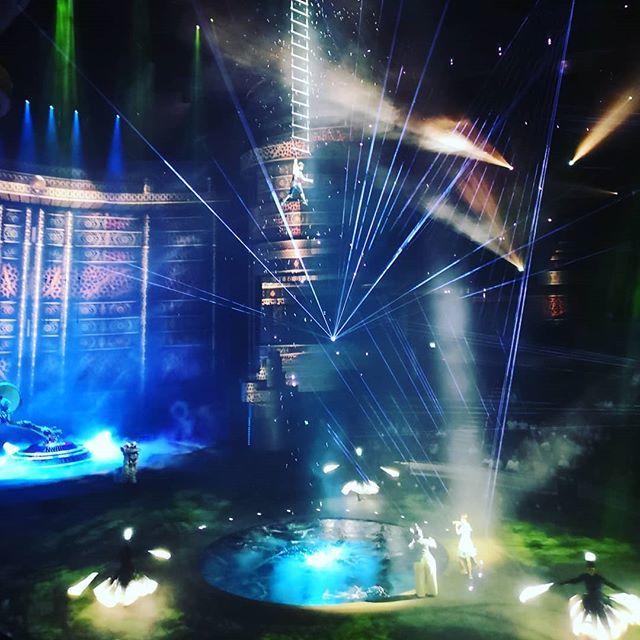 richmannion's tweet photo. Wow that was one hell of a show #laperle https://t.co/j1Xfm9UbRR https://t.co/344CBy5Qj3