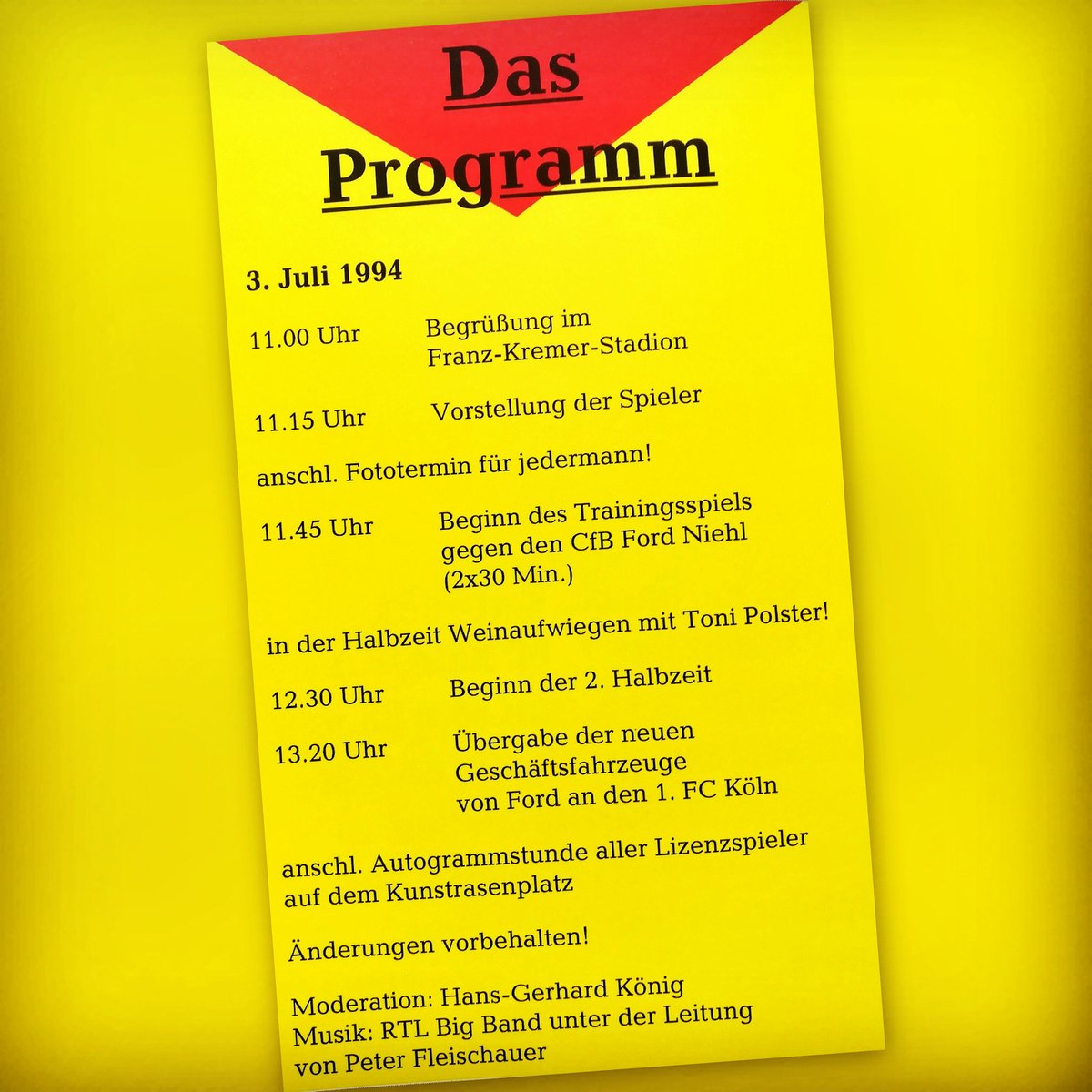 generation_dsf's tweet photo. Die offizielle #Saisoneröffnung am #Geißbockheim hat heute einige Highlights zu bieten: Neben dem traditionellen Einlagenspiel gegen #FordNiehl insbesondere das #Weinaufwiegen mit #ToniPolster. 🔴⚪🍷🍇
#effzeh #koeln #widderdo #rutunwiess #tonilassespolstern #rtlbigband #meinrtl https://t.co/hyPBGBU56F