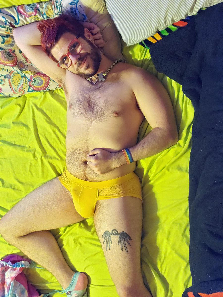 PrismaticPup's tweet photo. Gay boy doing gay things! #tease #gaypup #bulge #bedpics #shirtless https://t.co/G7RP3L8kvb