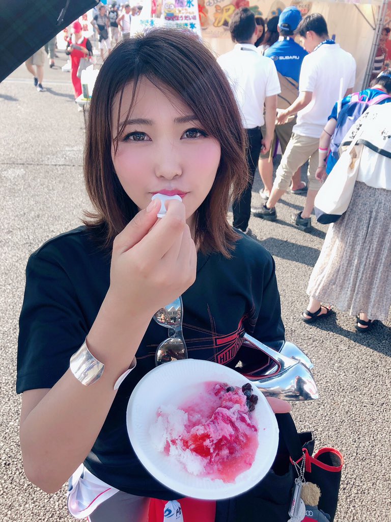 nokahonoka's tweet photo. いちごのかき氷🍧
あざといショット🥺#jouz https://t.co/32rM9d8WLi