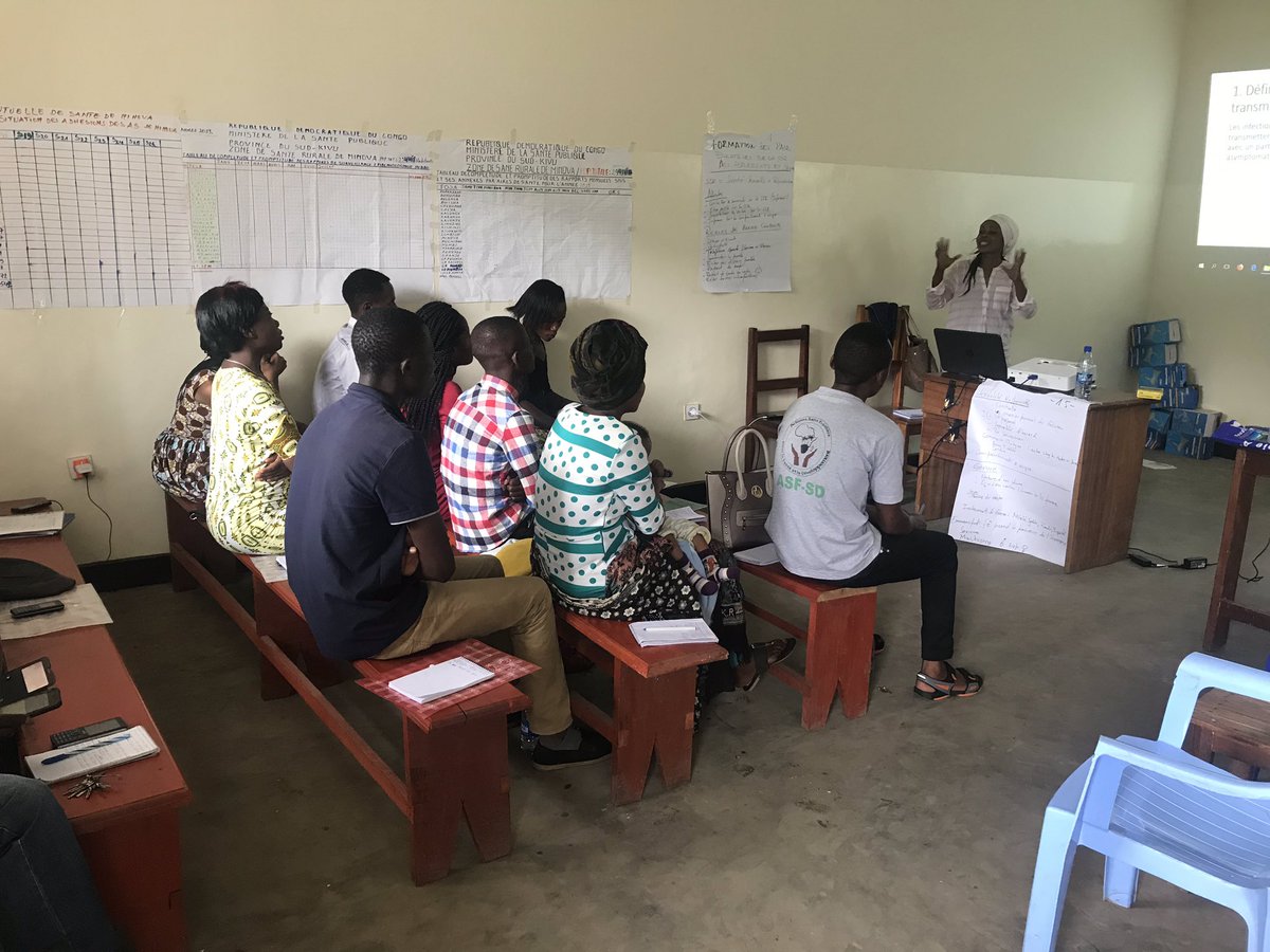 Kokojoelle's tweet photo. Les #DSSR_AJ regorgent d’informations dont ont droit tous les jeunes des milieux ruraux touchés par les conflits à répétition. #miniva #Kalole #Mulungu
@YouthcareNk #MDA https://t.co/gPVxhcu5xe