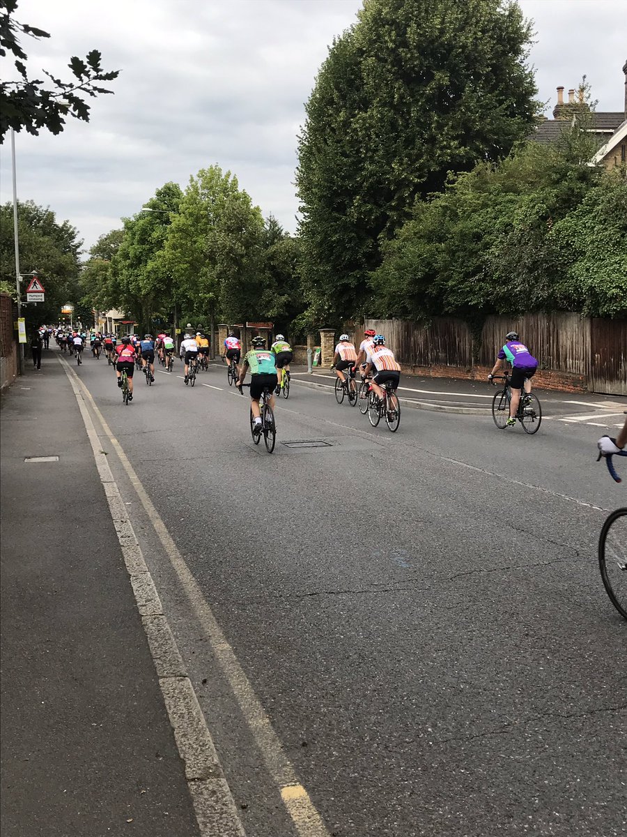 PutneyHive's tweet photo. Good luck everyone in the #prudentialride today #Sw15 #london https://t.co/zrlEjaAfd3