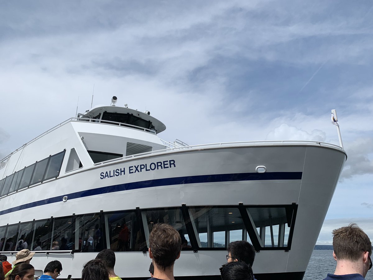 AmericaMQT's tweet image. Bing Ads took me on a cruise yesterday to watch the Blue Angels performance, and they reinforced my love for boats
It was an amazing day 🛥🛫
#microsoftlife #microsoftintern