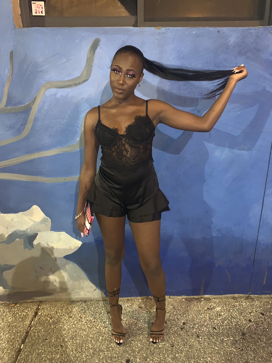 tharealbernice's tweet photo. i get my revenge when i post all my pictures, pretty like art bitch i look like a fixture 🤩 #bdayweeknd #leoshit https://t.co/RojNUYHcjY