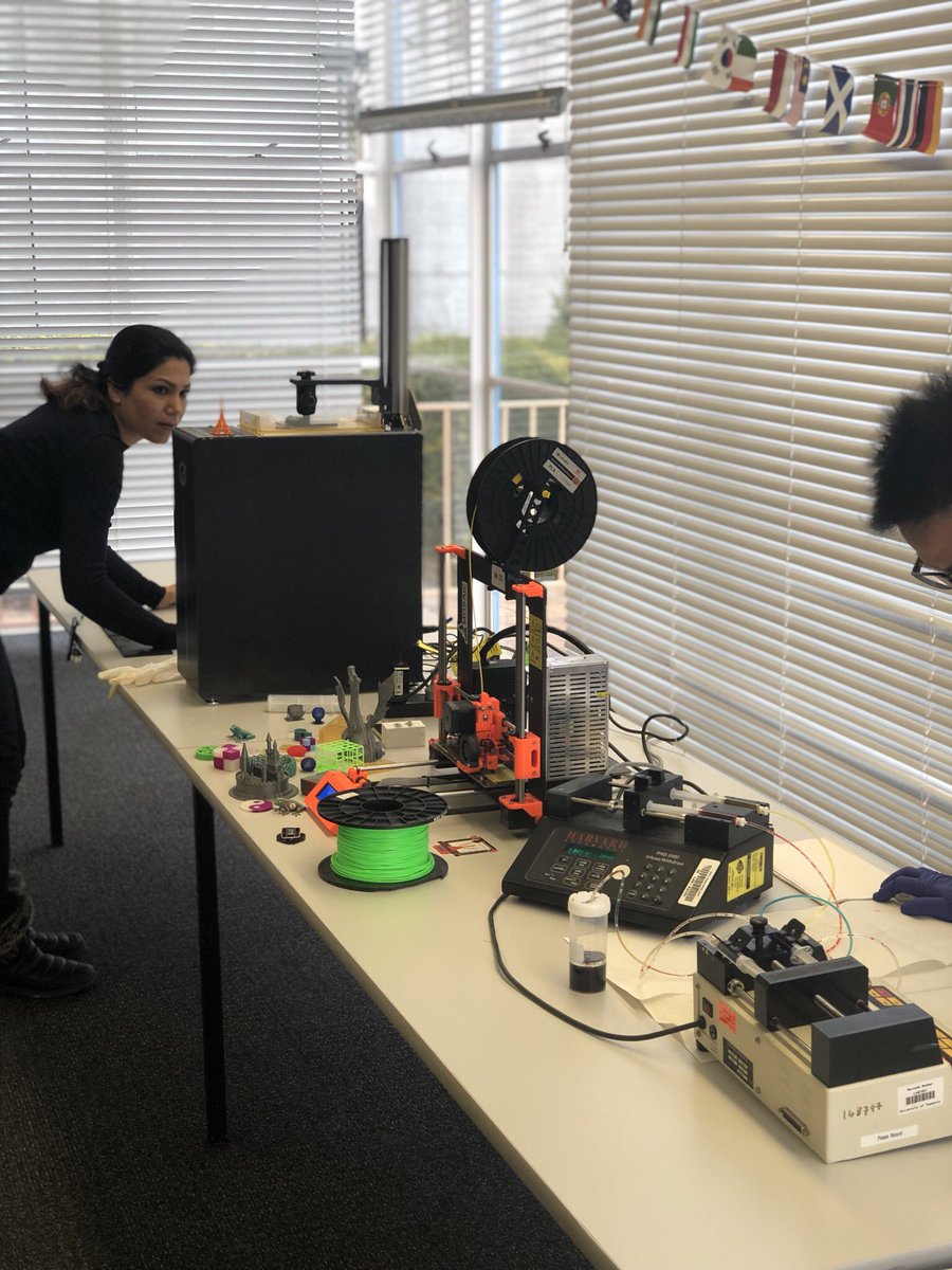 markier87's tweet photo. It’s not too late to visit @UTAS_ Open Day! Visit us at #Chemistry for some amazing demonstrations! #utasopenday #ozchem #3Dprinting #scicomm https://t.co/4040FUkbwJ