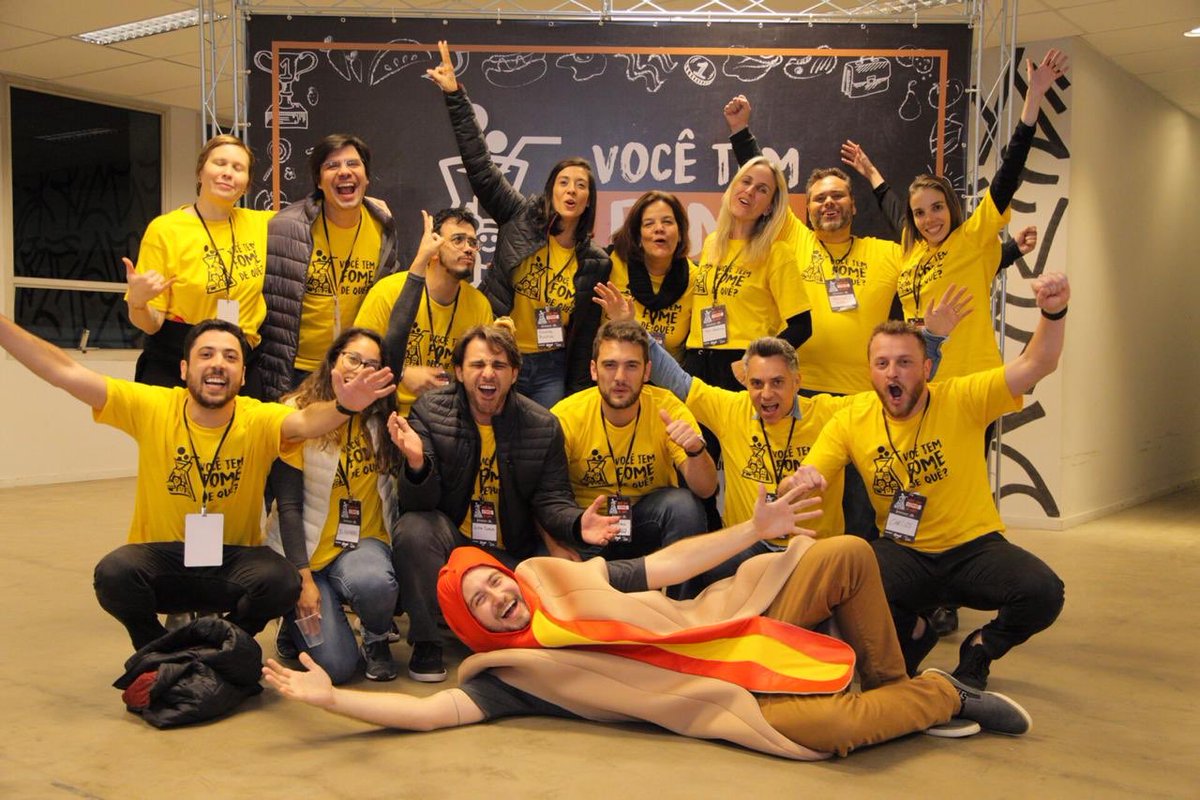 mjcoffeeholick's tweet photo. Passei o dia todo de pé mentorando o #SWfoodtech com um time maravilho! Obrigada pelo convite pra fazer parte disso e por confiar no meu trabalho ~<3 amanhã tem mais! https://t.co/mTAompWZZj