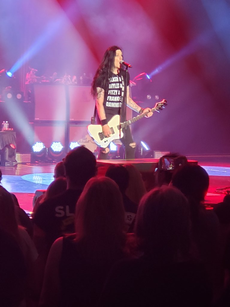 justjoy1's tweet photo. OMG I love @todddammitkerns https://t.co/DCGCvbWXZN