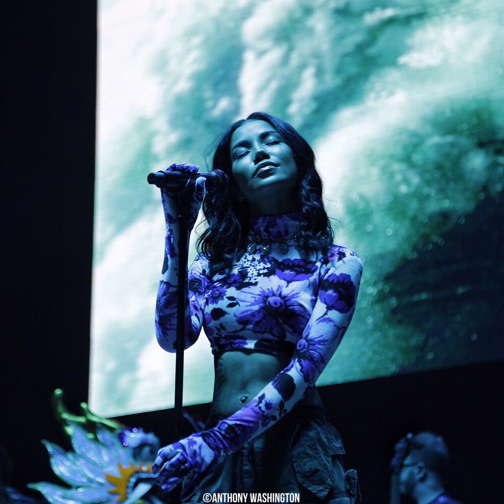 tonyxwashington's tweet photo. A few photos I captured of @JheneAiko’s performance while covering @CDEPresents Summer Spirit Festival tonight. #SSFMPP #musicfestival https://t.co/q9hSiaHSR0